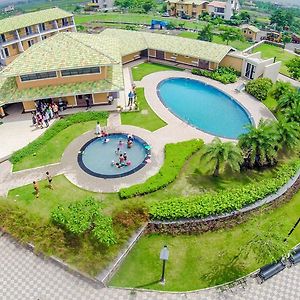 The Grand Gardens Resort